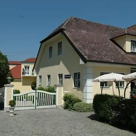 Biedermeier Hof Hotel