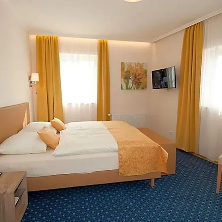 Biedermeier Hof Hotel