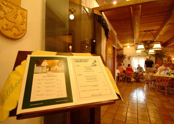 비더마이어 호프 3* 셰르딩